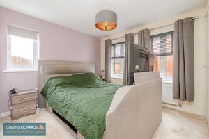 Bedroom- click for photo gallery